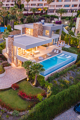 Fully refurbished family villa in Nueva Andalucia for Sale