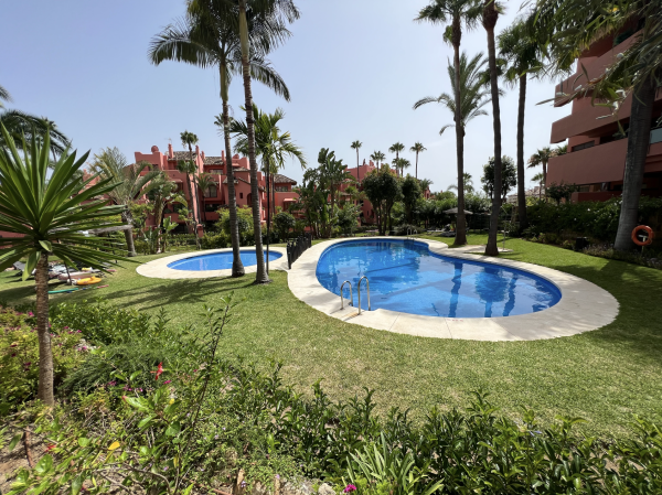 Gorgeous duplex penthouse on the New Golden Mile's beachside, with breathtaking sea views